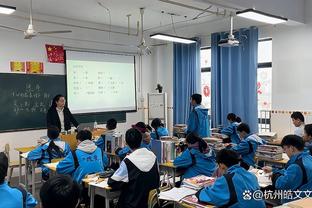 拉塞尔谈自己的防守：我努力变得更好 但那并不是我擅长的领域